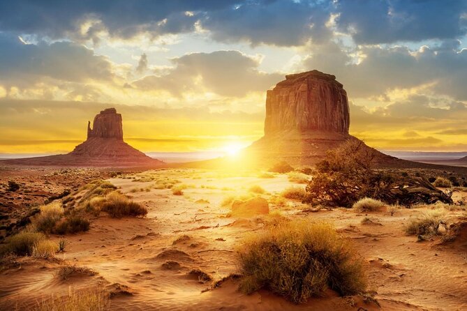 Two-Day 4-in-1 Grand Circle Tour from Las Vegas - Lake Powell First: Quick Look, Big Water Energy