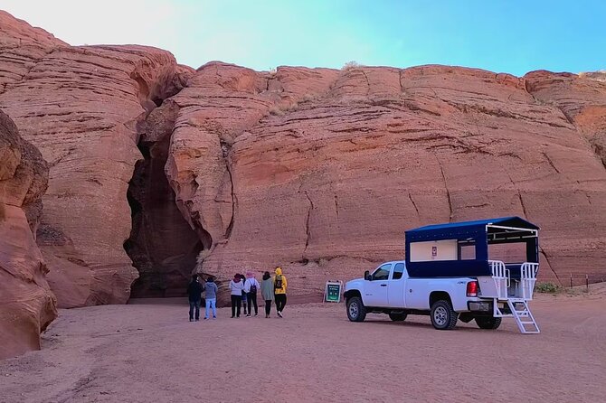 Upper Antelope Canyon & Horseshoe Bend from Las Vegas with Lunch - Who should book this tour, and who should reconsider