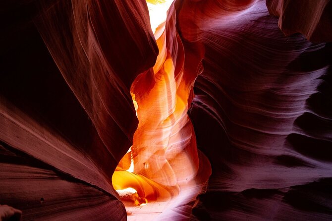 Upper Antelope Canyon & Horseshoe Bend from Las Vegas with Lunch - Getting started at 5:15am: pickup, bus comfort, and Wi-Fi
