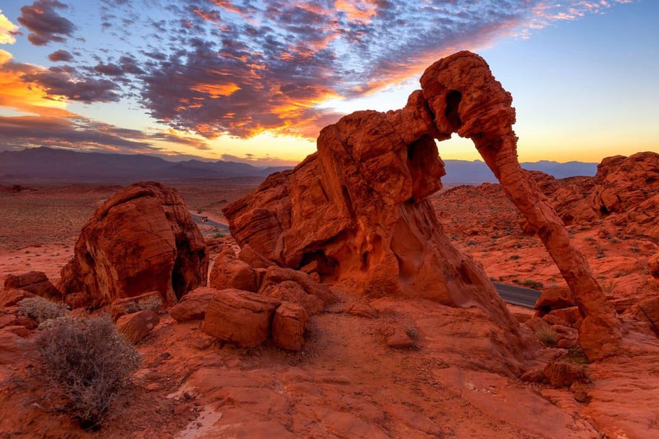 Valley of Fire VIP Small Group Tour From Las Vegas - First Sunrise Pickup: Starting Off Las Vegas, Ending in Red Rock