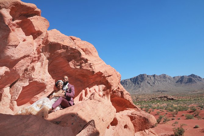 Valley of Fire Wedding by Private Limousine - Valley of Fire State Park: where your photos actually work