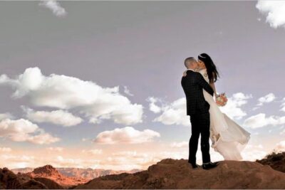 Valley of Fire Wedding by Private Limousine - A Special Memory Wedding Chapel: the minister and the mini moment