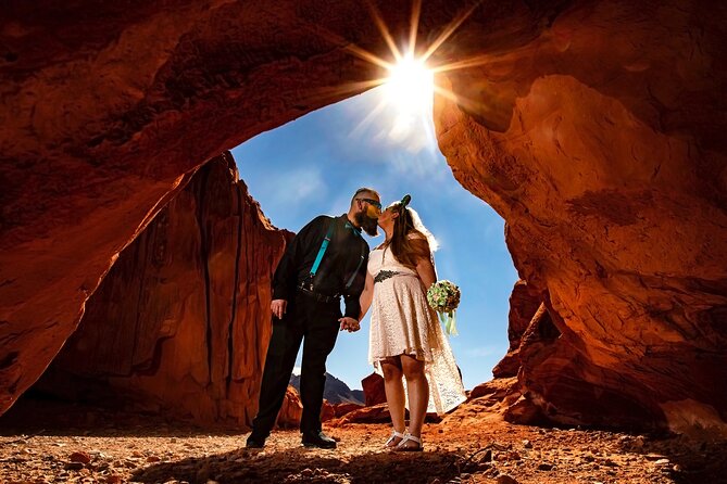 Valley of Fire Wedding Package - Your Ceremony and Photo Session: One Hour That Needs Good Vibes