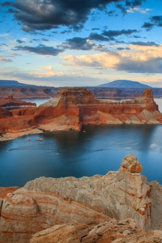 Vegas: Antelope Canyon, Monument Valley, & Grand Canyon Tour - Kayenta Night: One Hotel Stop That Keeps the Trip Real