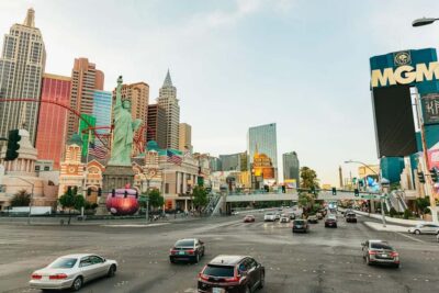 Vegas Explorer: Hop-On Hop-Off Adventure at Your Own Pace - Daytime passes: 10am to 4pm and how to plan your stops