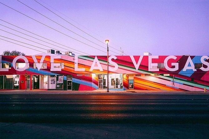 Vegas Secrets: Bars, Shopping, Limo and Dining Experience - Stop-by-stop itinerary: what happens during the night