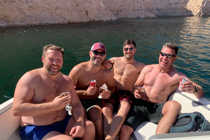 VIP Ultimate Speed Boats and Machine Gun Shooting Adventure with Hoover Dam - Safety and crew: what you should look for on arrival