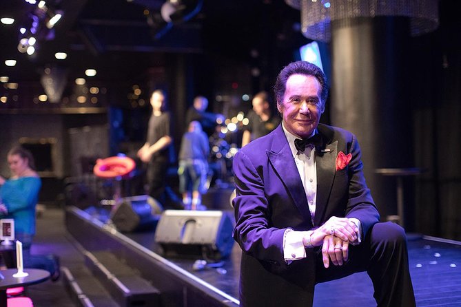 Wayne Newton: Up Close and Personal at the Flamingo Las Vegas - A real Wayne Newton night at the Flamingo, not just another show