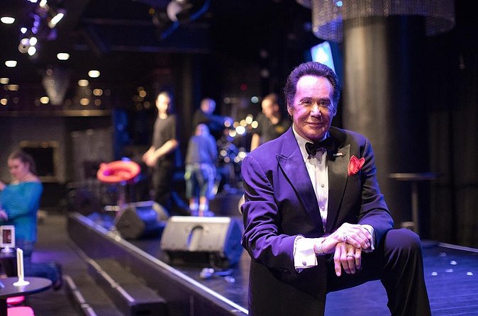 Wayne Newton: Up Close and Personal at the Flamingo Las Vegas - Who should book this and who should skip it