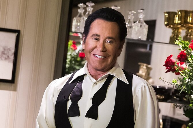 Wayne Newton: Up Close and Personal at the Flamingo Las Vegas - Practical tips to make the night smoother at the Flamingo