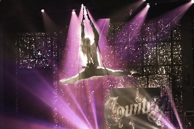 X Country at Harrah's Hotel and Casino in Las Vegas - Pick your seating category with your priorities in mind